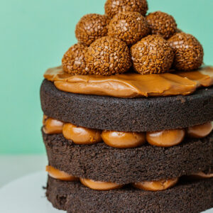Naked com Brigadeiro Enrolado